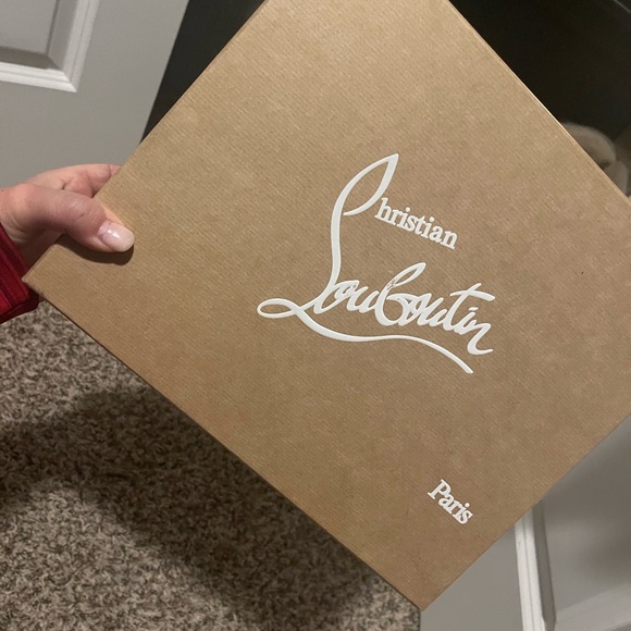 Perfect condition mariacar louboutins - Picture 6 of 8